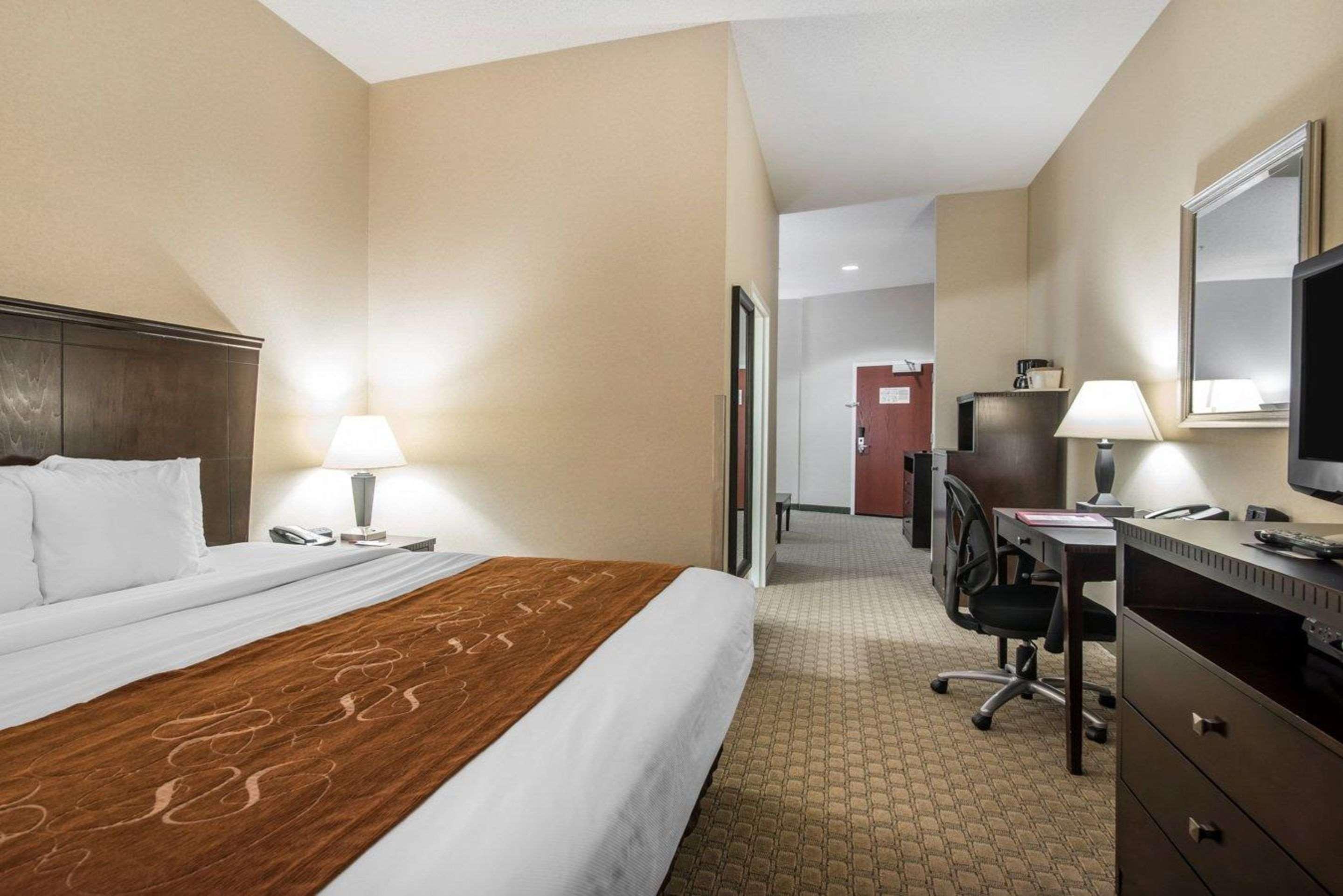 University Inn Vestal Экстерьер фото