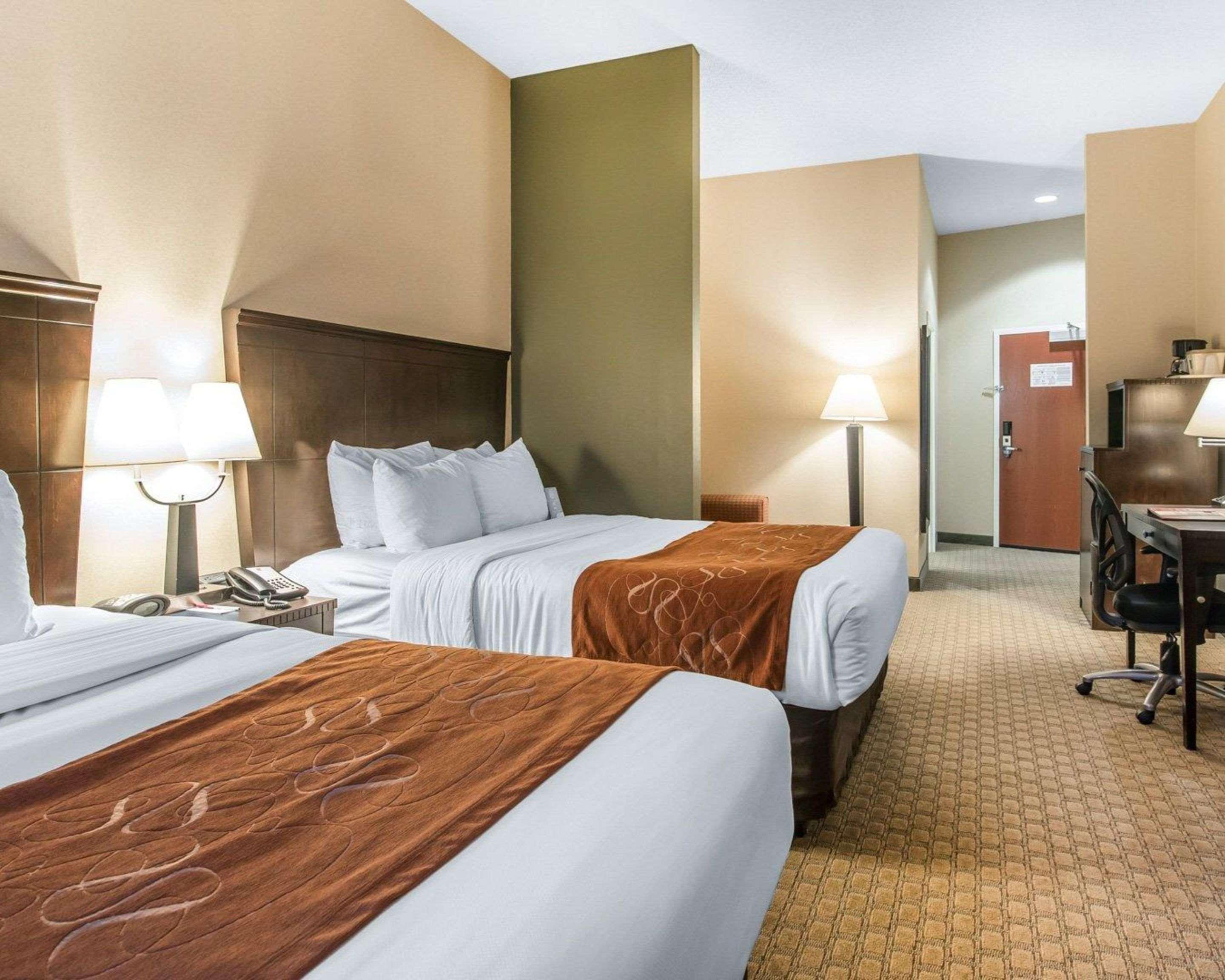 University Inn Vestal Экстерьер фото