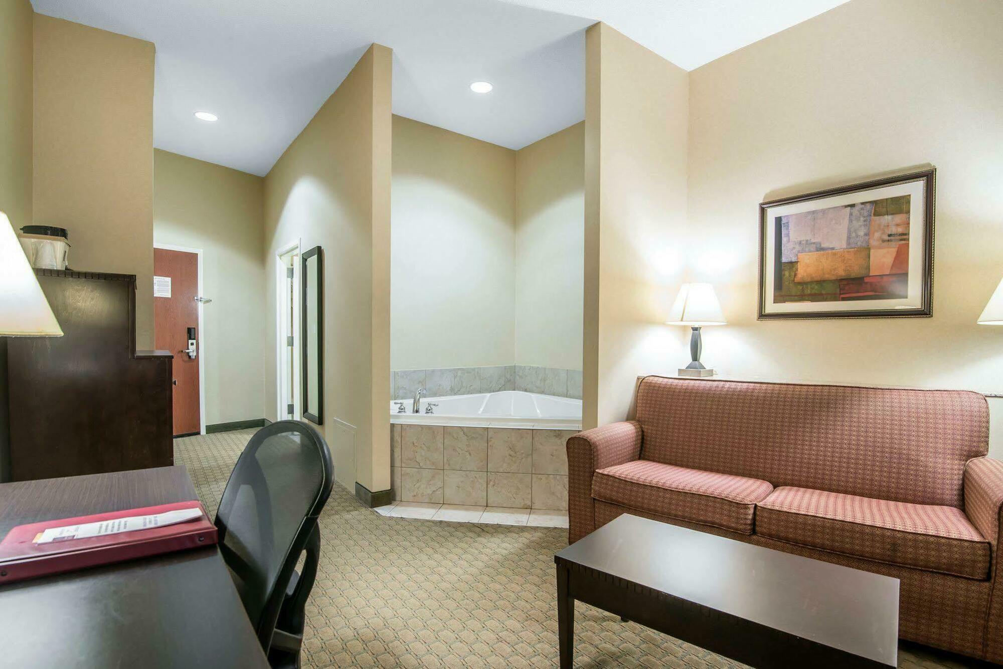 University Inn Vestal Экстерьер фото