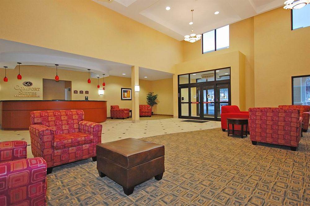 University Inn Vestal Экстерьер фото